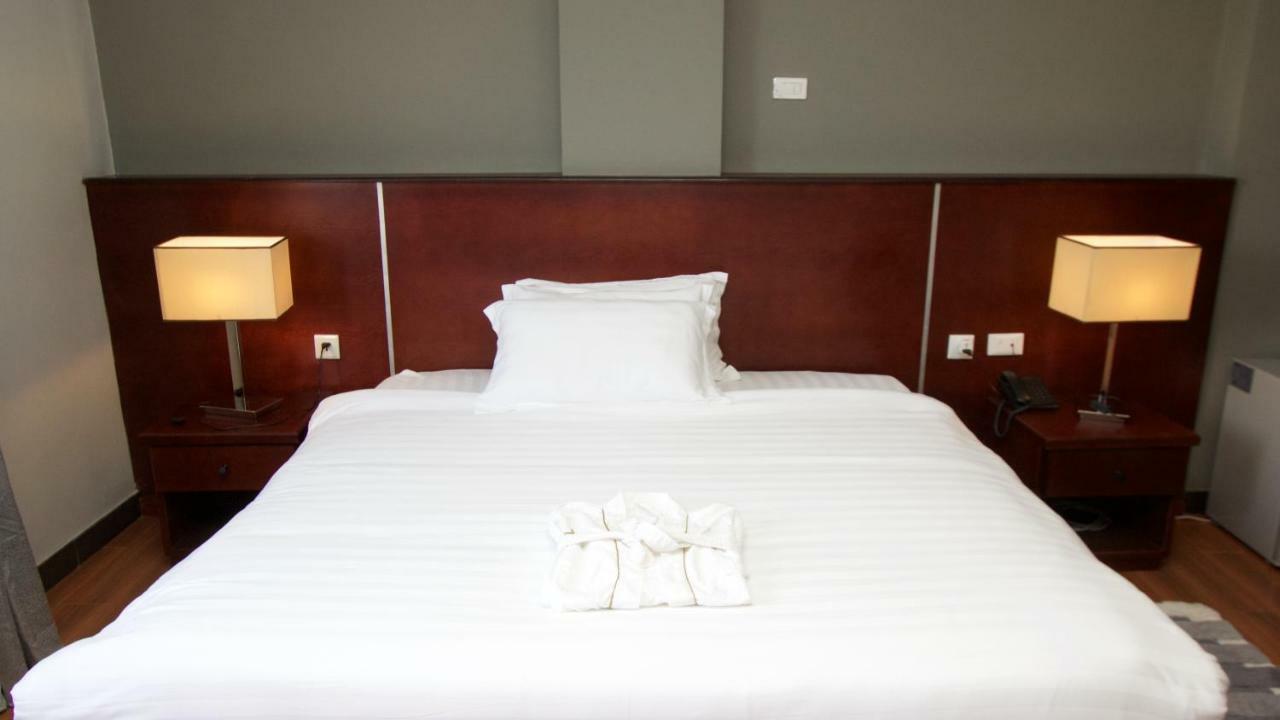 Yinm Furnished Apartment Addis Abeba Zewnętrze zdjęcie