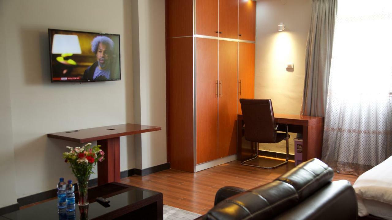 Yinm Furnished Apartment Addis Abeba Zewnętrze zdjęcie